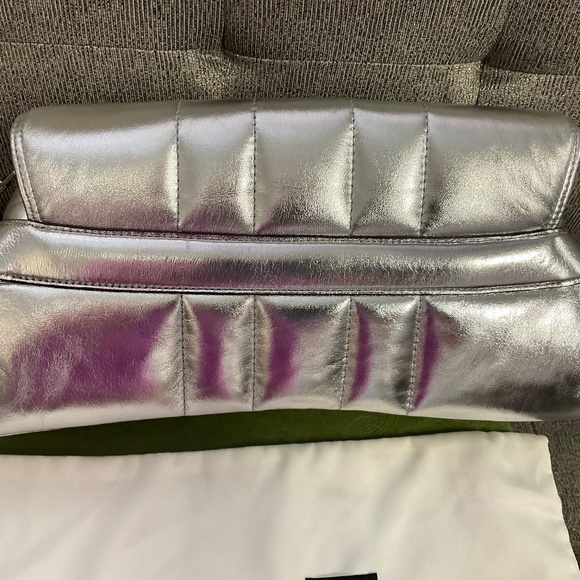 Gucci Horsebit Clutch in Silver - Picture 8 of 9